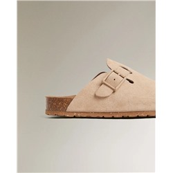 LEATHER CLOGS WITH BUCKLES