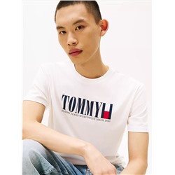 Tommy Jeans Retro Flag Logo T-Shirt