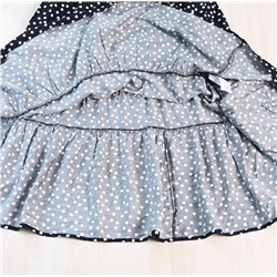 Нишевое ретро-платье с французским принтом в горошек