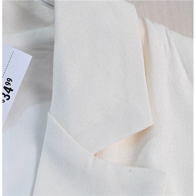 Женский пиджак без рукавов