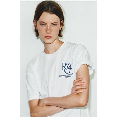 EMBROIDERED SLOGAN T-SHIRT