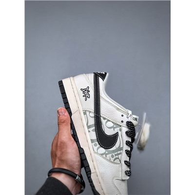 Кроссовки Nik*e SB Dunk Low x DIOR