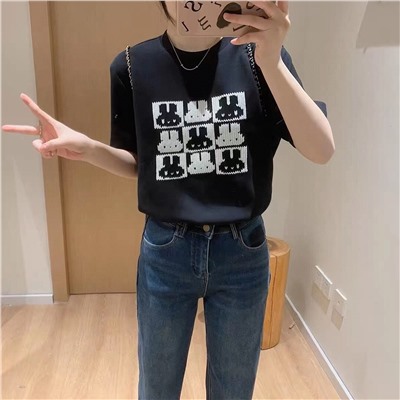 Футболка andu