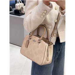 Женская сумка  Coach Savannah carryall (Размер 28,5*18* см)