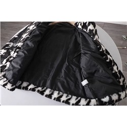 Мягкая плюшевая шубка Kar*l Lagerfel*d