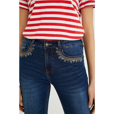 Pantalón vaquero skinny exótico