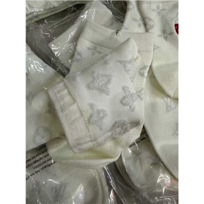 Набор стильных носков Loui*s Vuitto*n x Takash*i Murakam*i унисекс с вышивкой вишни