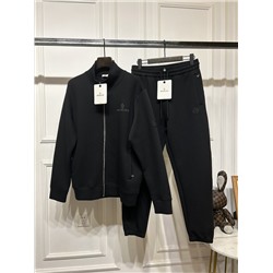 Костюм. Mon  L ширина плеч 46 обхват груди 110 длина 69 длина рукава 63 L обхват талии 74 длина брюк 99