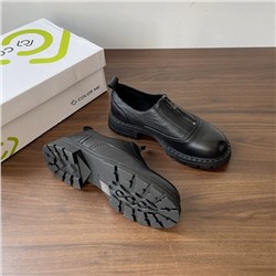 Женские кожаные туфли