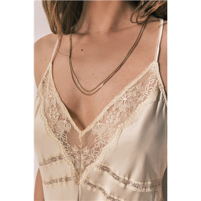 Body satén amarillo