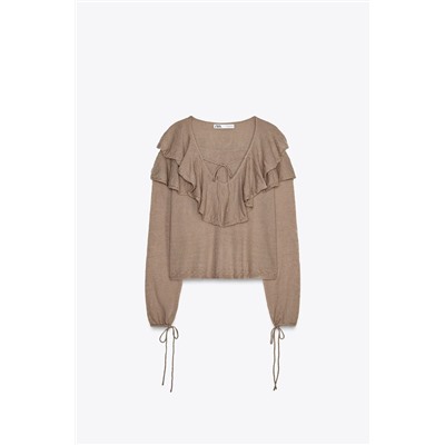 RUFFLED KNIT TOP