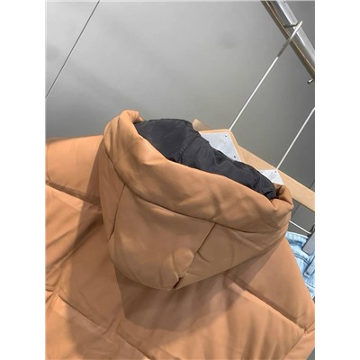 Женская жилетка из эко кожи  Cortefiel*d