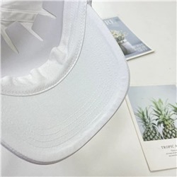 Бейсболка с вышитым логотипом бренда РАЛЬ*Ф Л