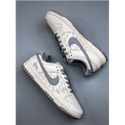 Nike SB Dunk Low x Stussy