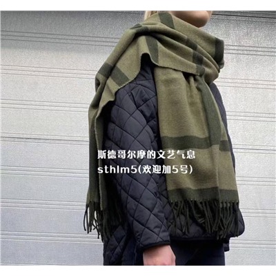 Большой объемный шарф-палантин  Totem*e