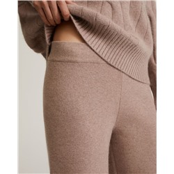 Женский костюм в красивых цветах