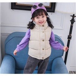 Жилетки 4 цвета , все классные,  берите смело на весну детям ( но они мало мерят )