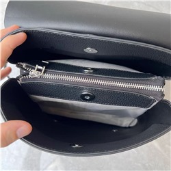 Стильный женский кожаный рюкзак