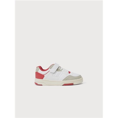 RETRO SNEAKERS