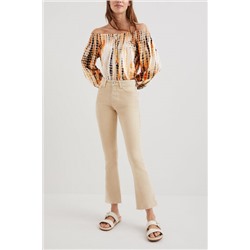 Vaquero Flare cropped