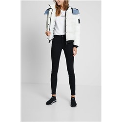 Chaqueta corta acolchada doble capucha