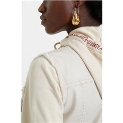 Chaqueta vaquera slim capucha