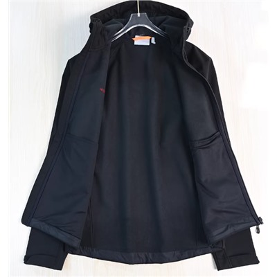 Водонепроницаемая спортивная куртка с капюшонном  МАММУ*Т