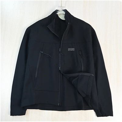 Мужская тонкая куртка