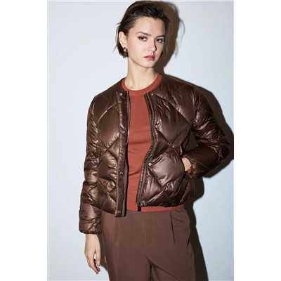 Cazadora acolchado cuello redondo