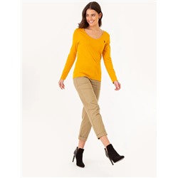 LONG SLEEVE V-NECK T-SHIRT