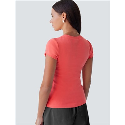 Футболка из плотного трикотажа с плетением риб 1*1