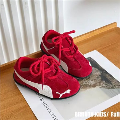 Кроссовки для мальчиков и девочек