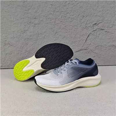 Лёгкие беговые кроссовки  ОЙШ*О