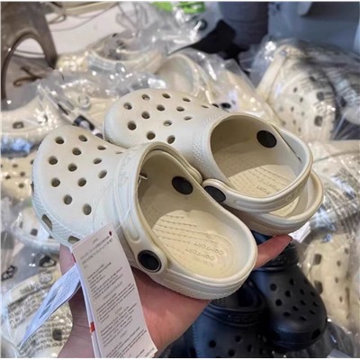 Классические сабо в самых популярных цветах. Широкий размерный ряд  КРОК*С   Экспорт   Материал: EVA