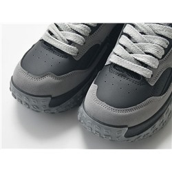 Кроссовки женские, утепленные