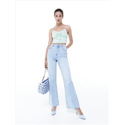Jeans mit weitem Bein