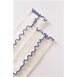 Calcetines largos blancos hilo contraste