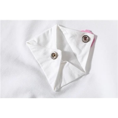 Футболка женская с декоративным накладным карманом с клапаном КАР*Л 😎