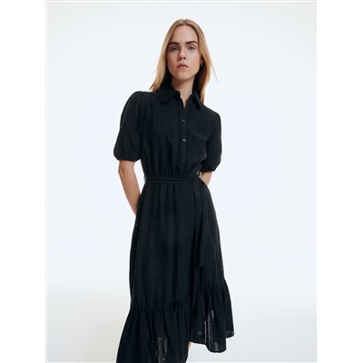 Kleid mit Lochmuster