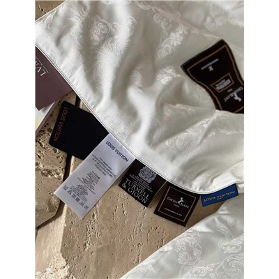 Роскошное одеяло в полном комплекте упаковки   🌸LOUI*S VUITTO*N  Whit*e Hors*e Mano*r