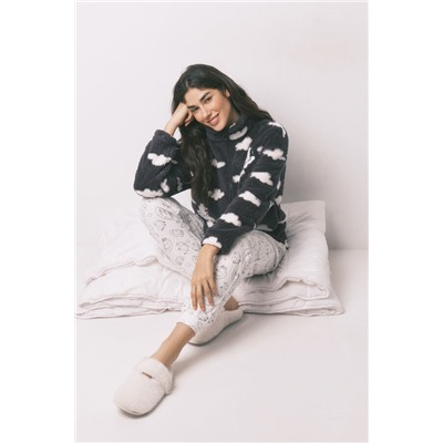 Bata corta polar gris estampado nubes Moomin