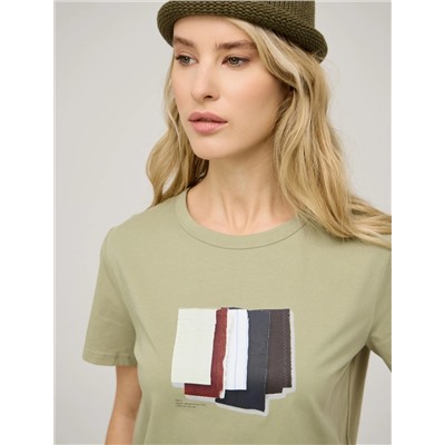 Зеленая футболка "Отрезки ткани"