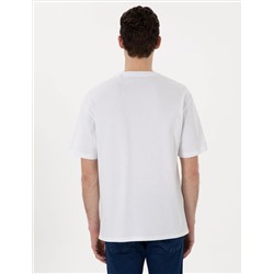 Beyaz Comfort Fit Bisiklet Yaka Tişört