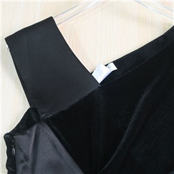 Элегантное женское платье с асимметричным вырезом и рукавами, комбинированное двумя видами тканей  DKN*Y