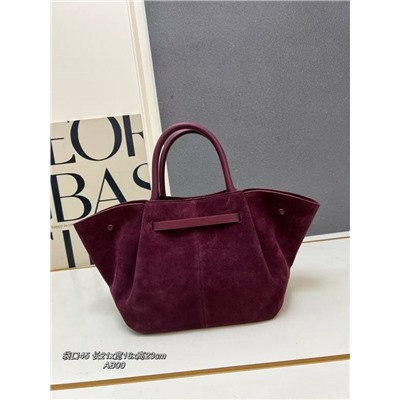 Сумка Demellie*r (сумки этого бренда советуют все стилисты, наравне с Polen*e и The Ro*w)