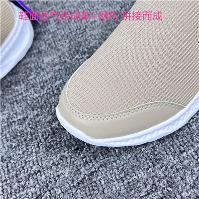 Женские спортивные туфли без шнурков