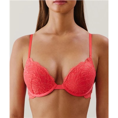 Sujetador ultra push-up de encaje rosa