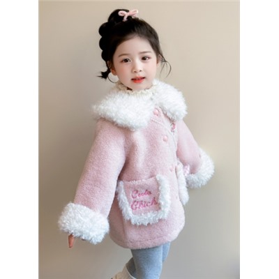 Пушистая курточка для девочек