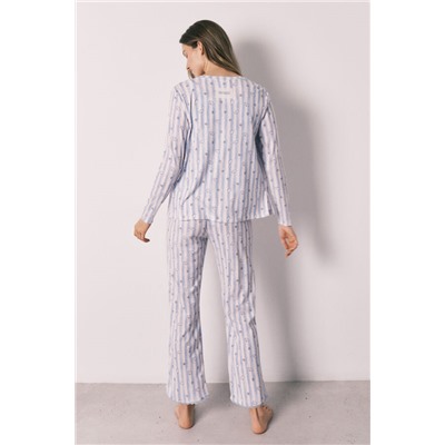Set pijama rayas y top azul