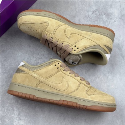 Nike SB Dunk Low PRO B